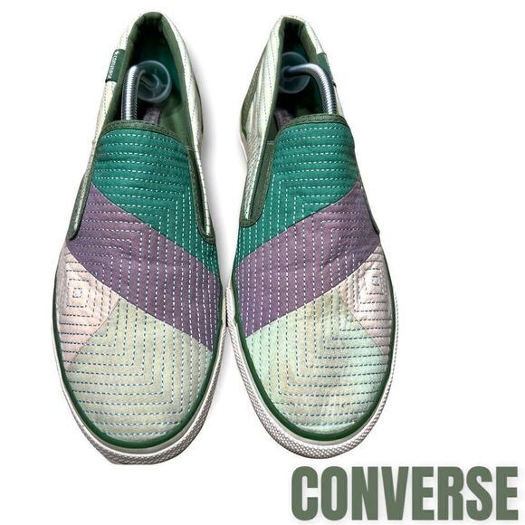 Converse Quilted Skid Grip EV2 1Y001 Slip On Shoes Unisex M 11 W 13 - Picture 2 of 8